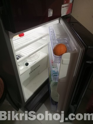 Walton fridge